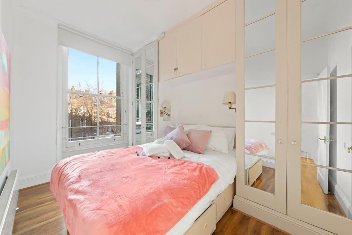 Sg, Classic Knightsbridge Loft Apartment Лондон Экстерьер фото